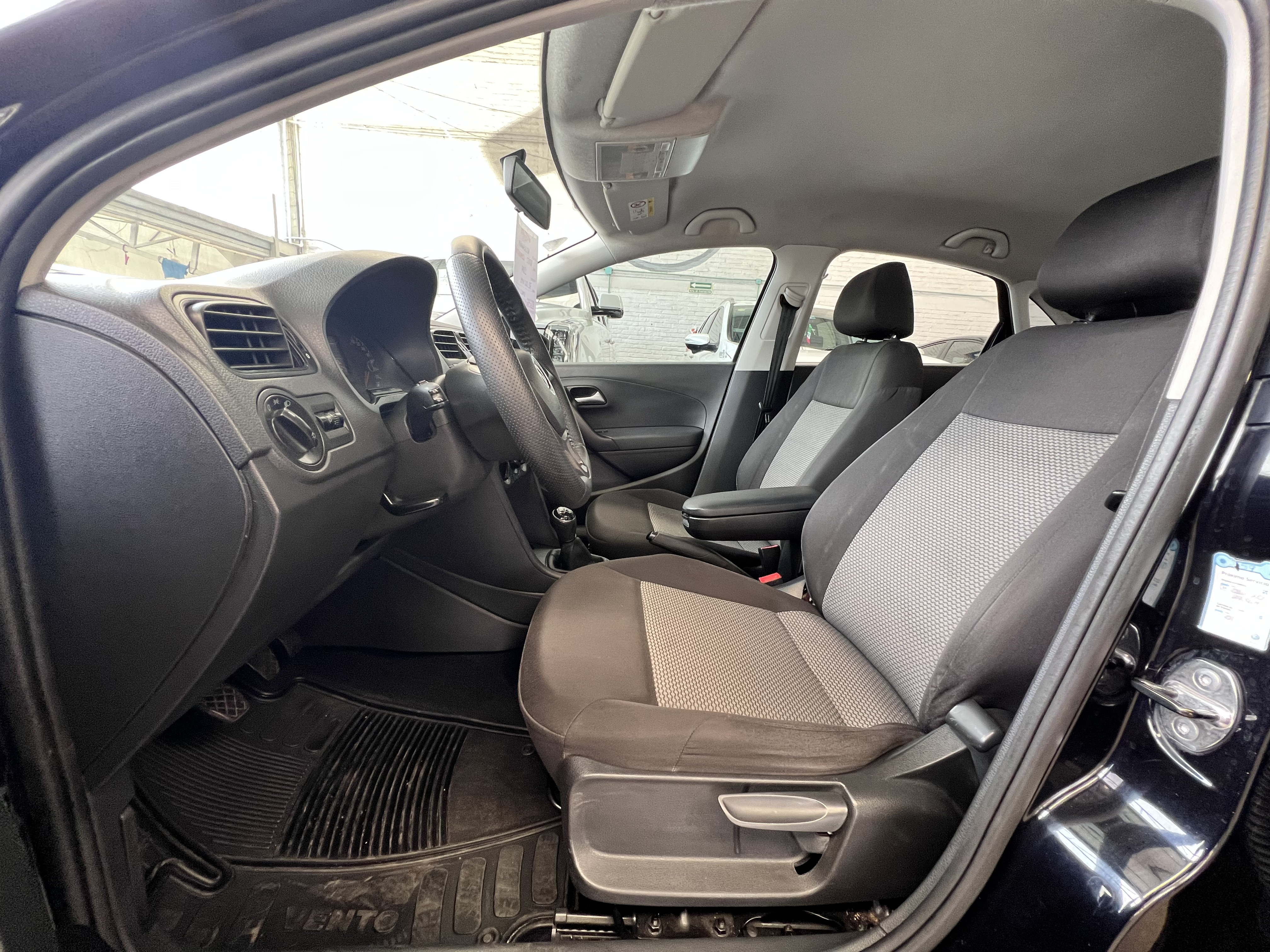 Volkswagen Vento 1.6 Confortline Mt 2019
